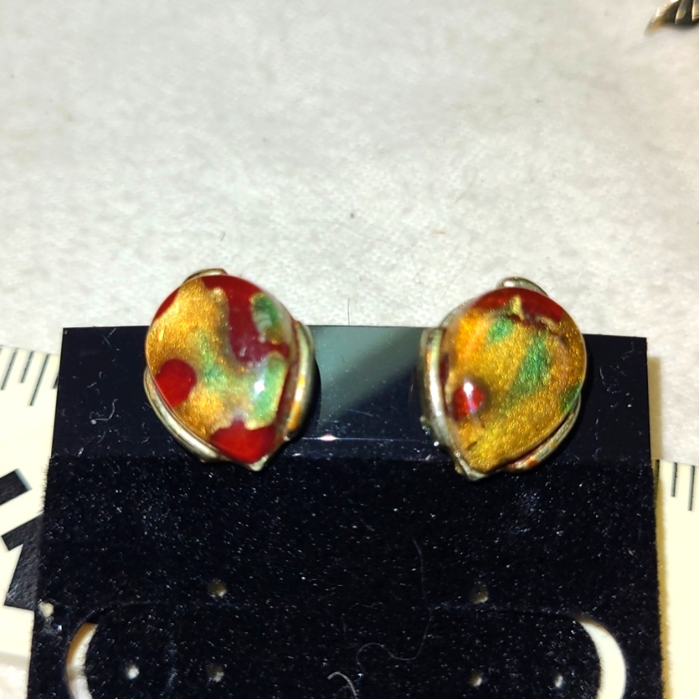 Coro Screwback Earrings